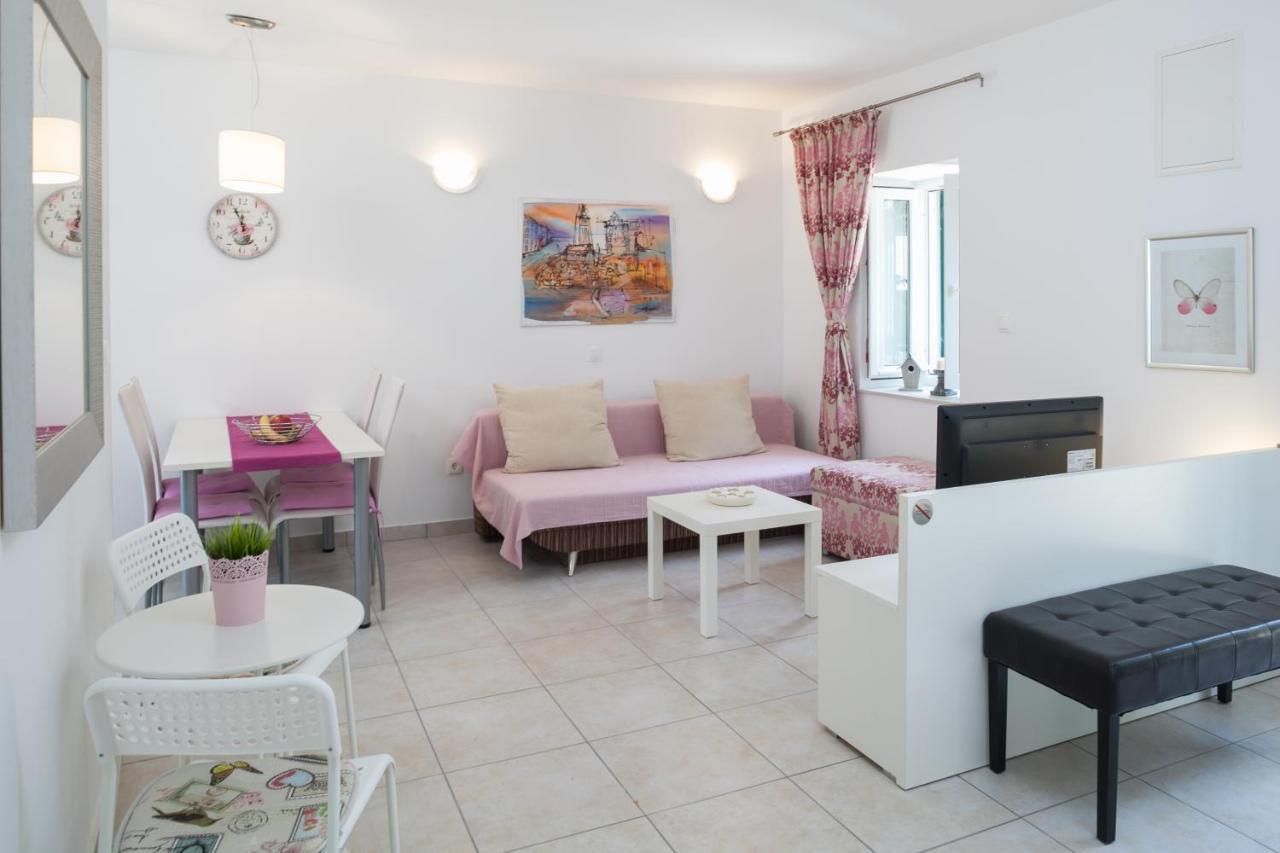 Apartment Bura 1 Макарска Экстерьер фото